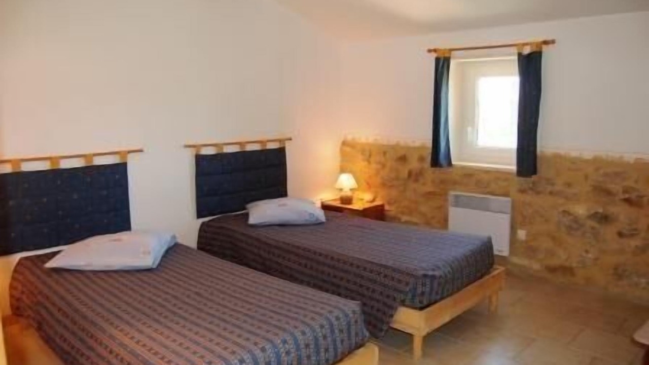 Photo of Others in Saint-Quentin-la-Poterie