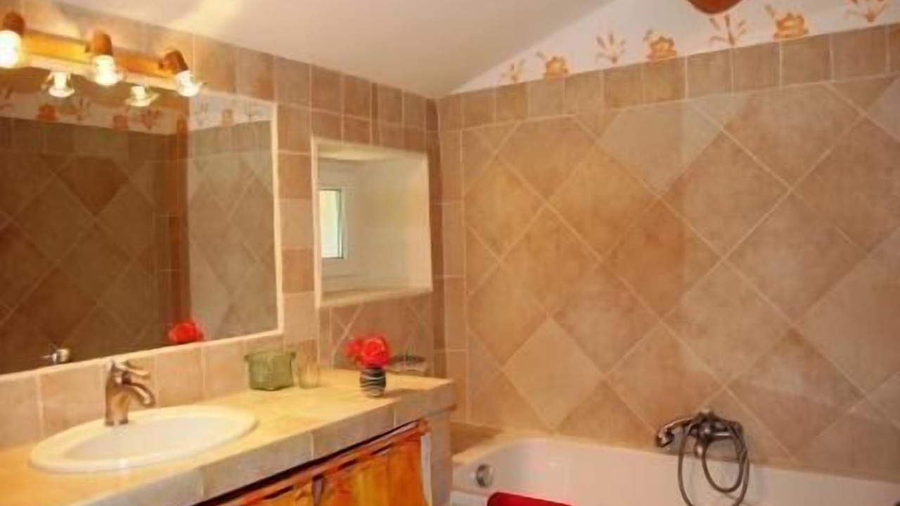 Photo of Others in Saint-Quentin-la-Poterie