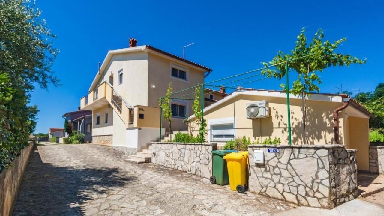 Photo of Outdoor in Marcana