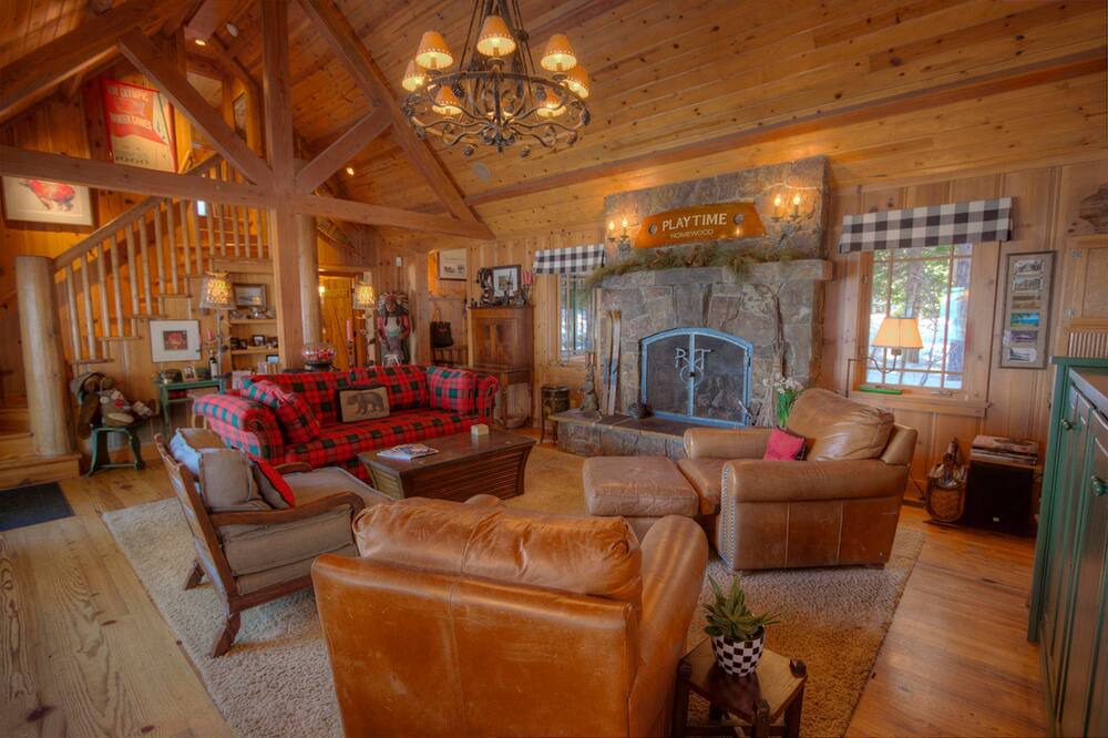 Photo of Livingroom in Homewood