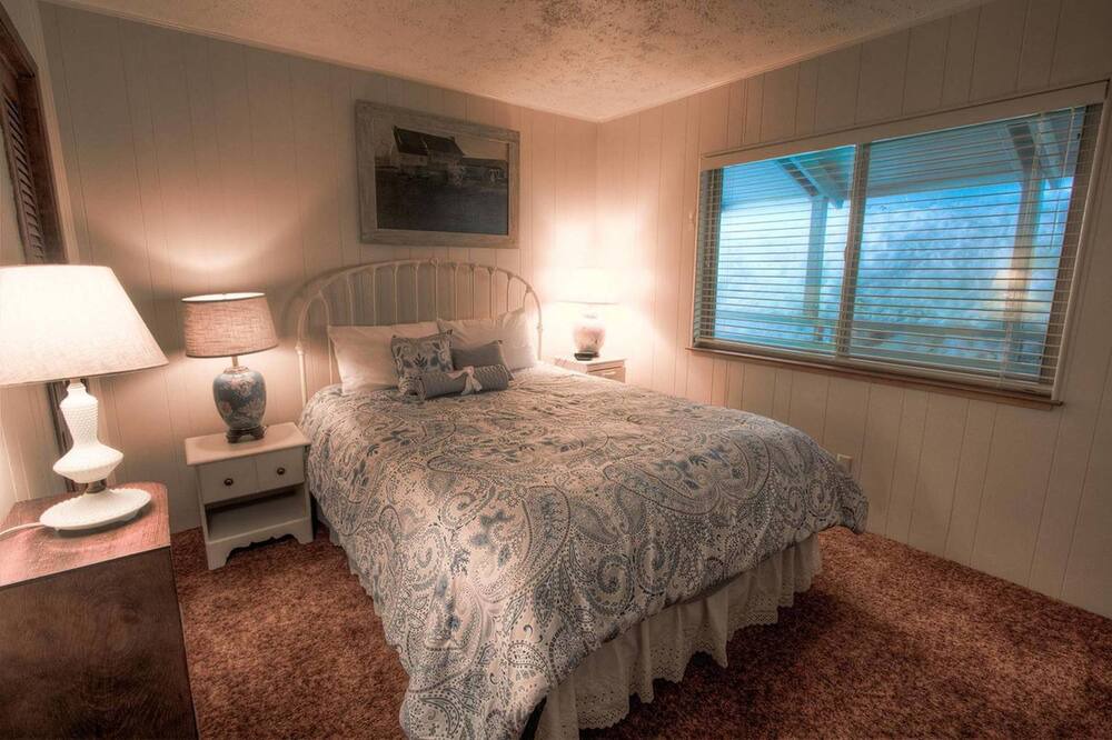 Photo of Others in Country Club Estates
