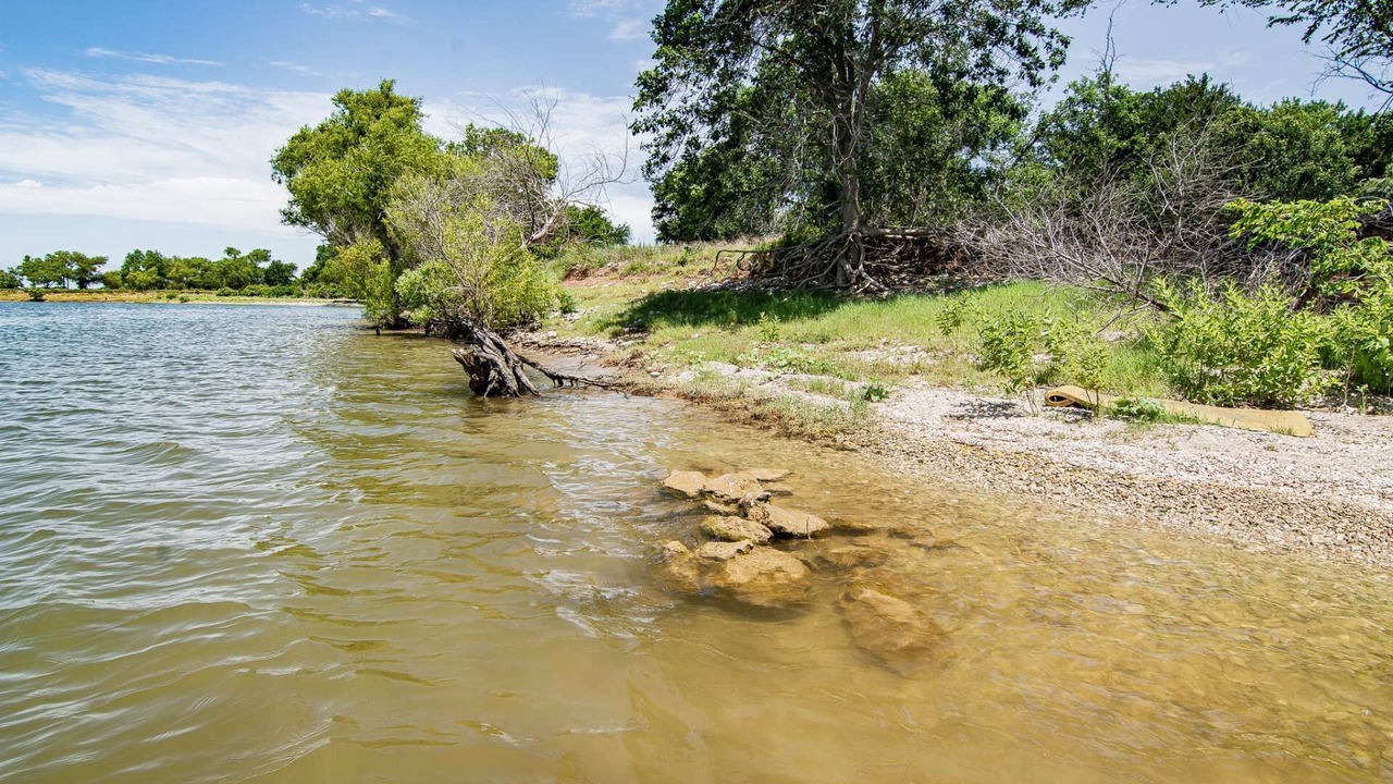 Photo of Others in Lake Whitney