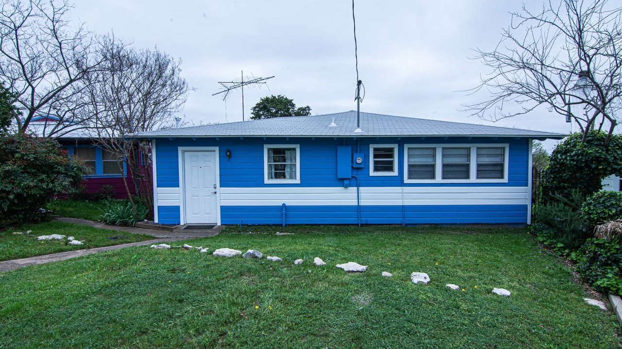 Photo of Outdoor in Lake Whitney