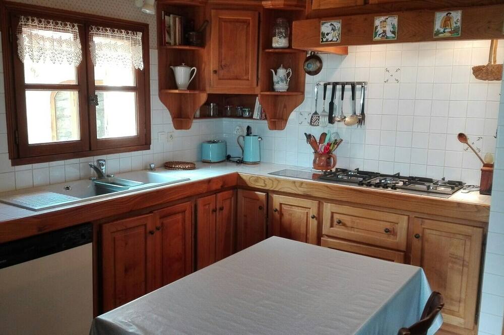 Photo of Kitchen in Les Salelles