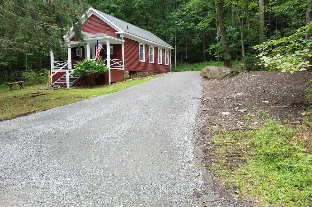 Photo of Others in Fishs Eddy