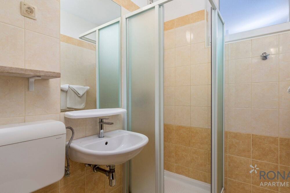 Photo of Bathroom in Cervar Porat