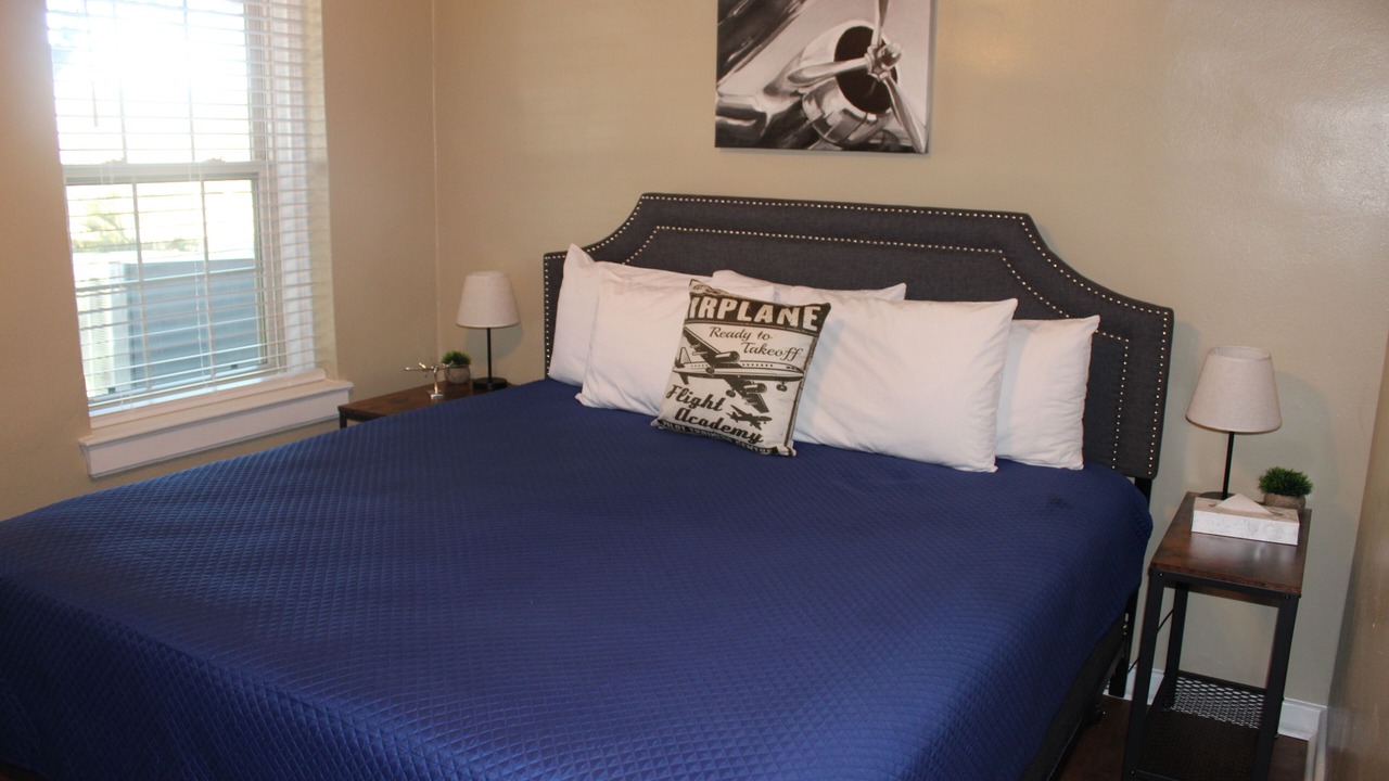Photo of Bedroom in Hunt