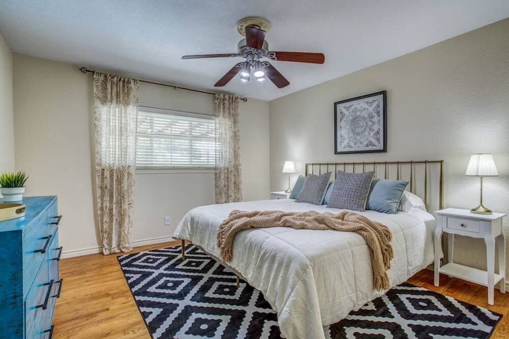 Photo of Others in North Dallas