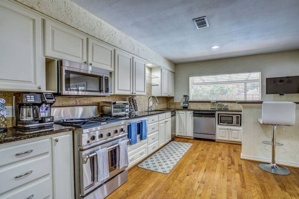 Photo of Others in North Dallas