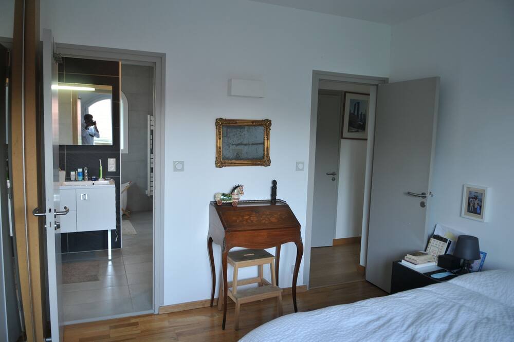 Photo of Bedroom in Veyrier-du-Lac