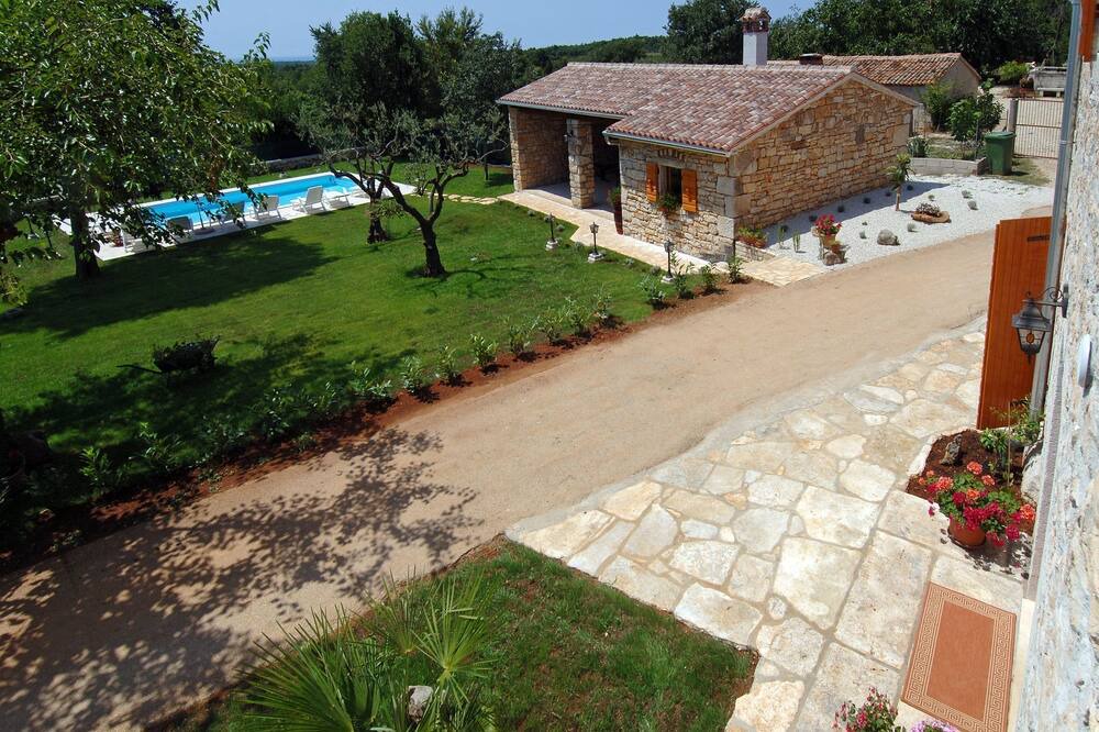 Photo of Outdoor in Strpacici