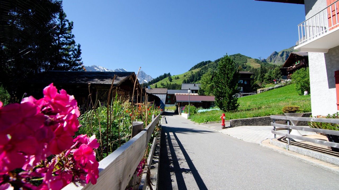 Photo of Bedroom in Murren