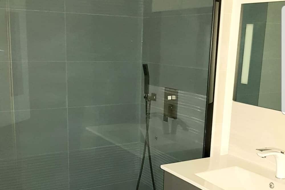 Photo of Bathroom in Vinassan