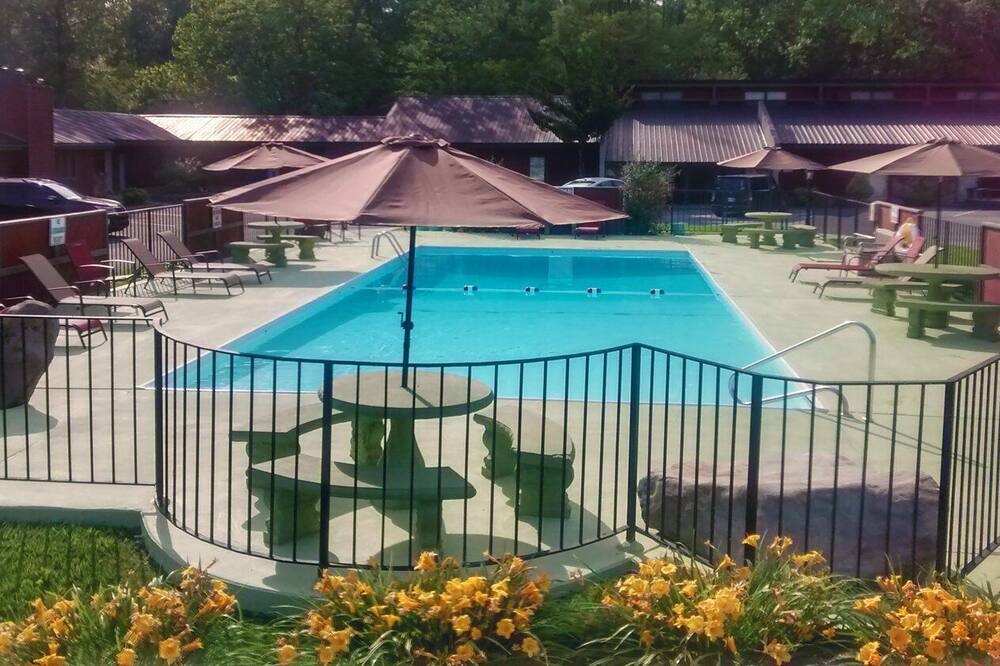 Photo of Outdoor in Cosby
