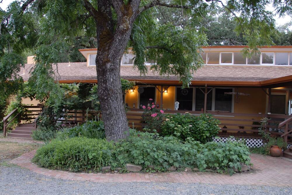 Photo of Outdoor in St. Helena