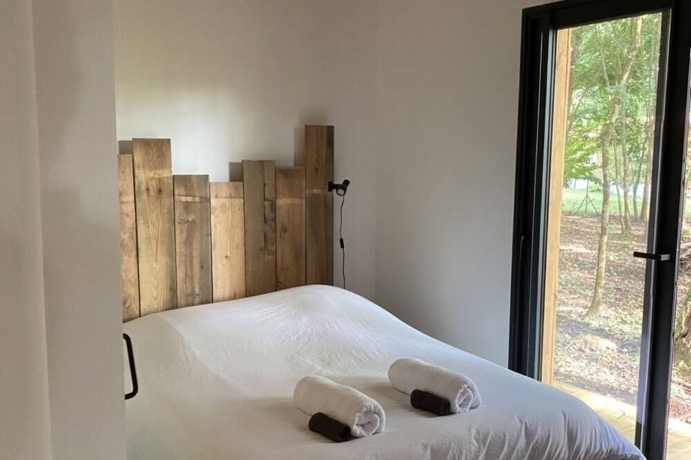 Photo of Bedroom in Sainte-Eulalie-en-Born