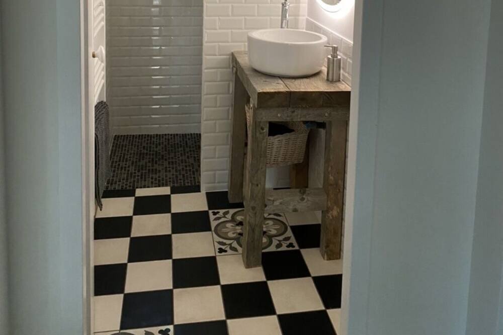 Photo of Bathroom in Sainte-Eulalie-en-Born