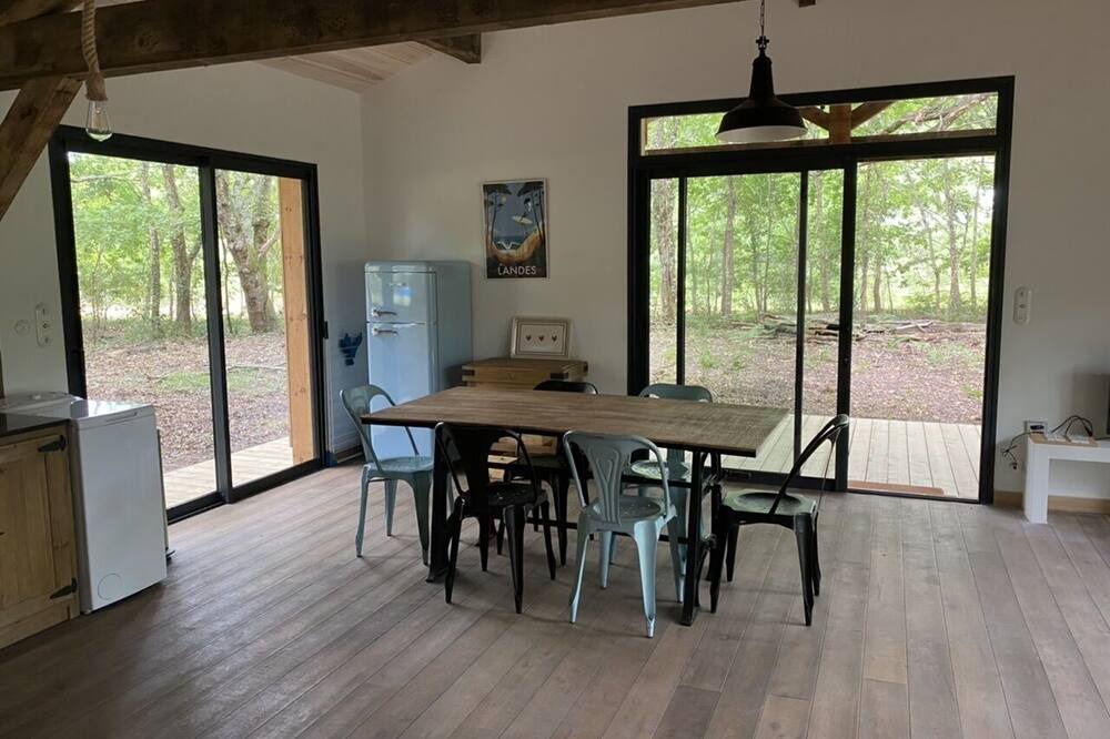 Photo of Kitchen in Sainte-Eulalie-en-Born