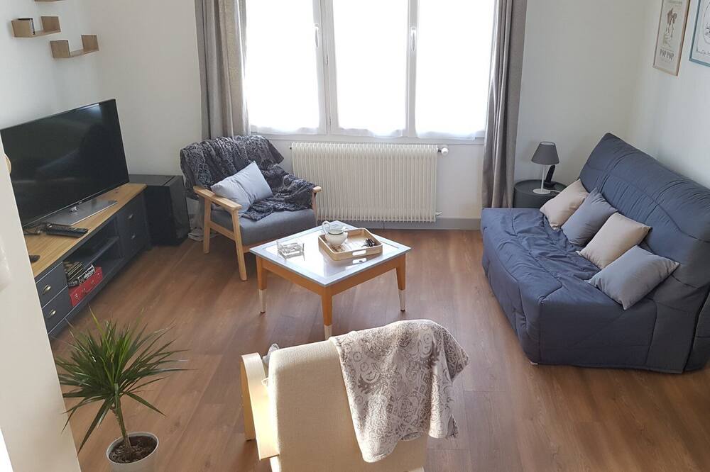 Photo of Livingroom in Saint-Nazaire