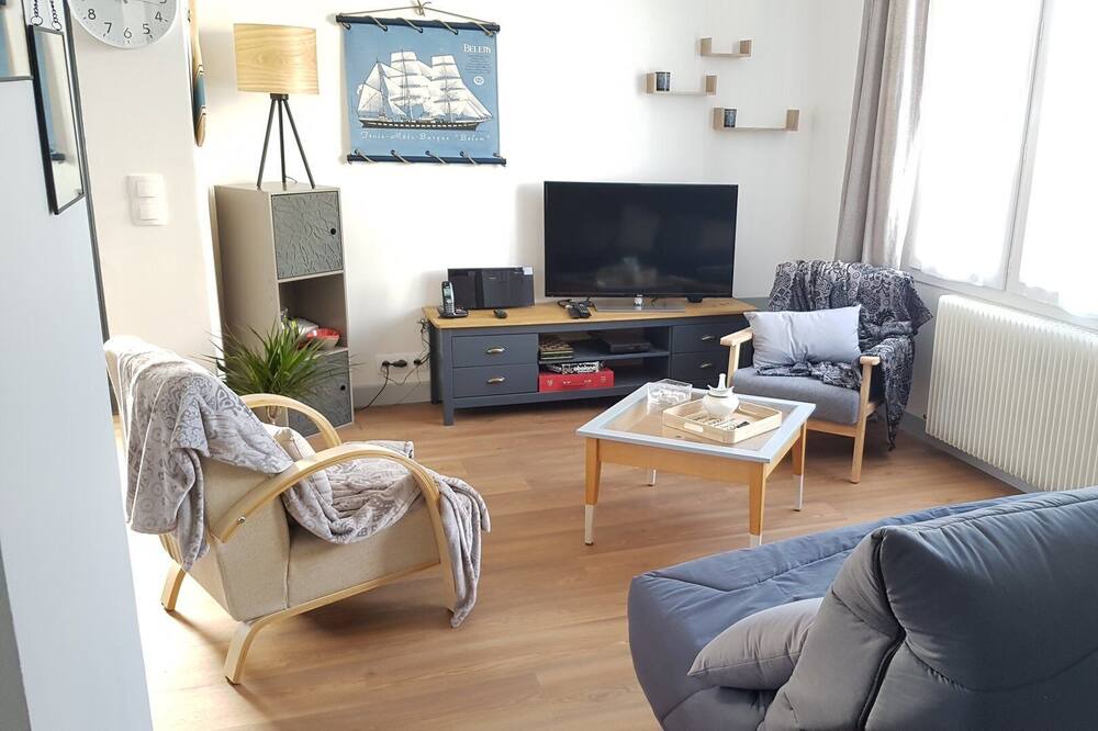 Photo of Livingroom in Saint-Nazaire