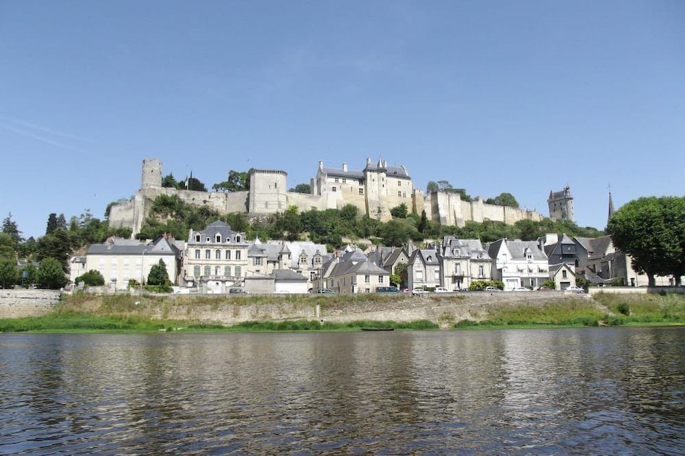 Photo of Others in Cravant-les-Coteaux