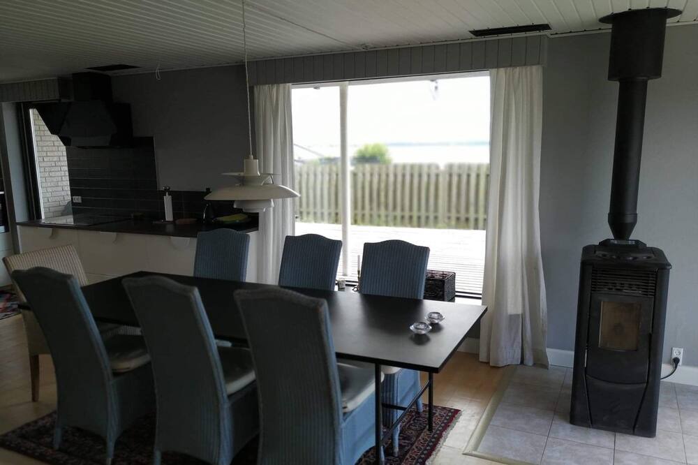 Photo of Kitchen in Karrebksminde