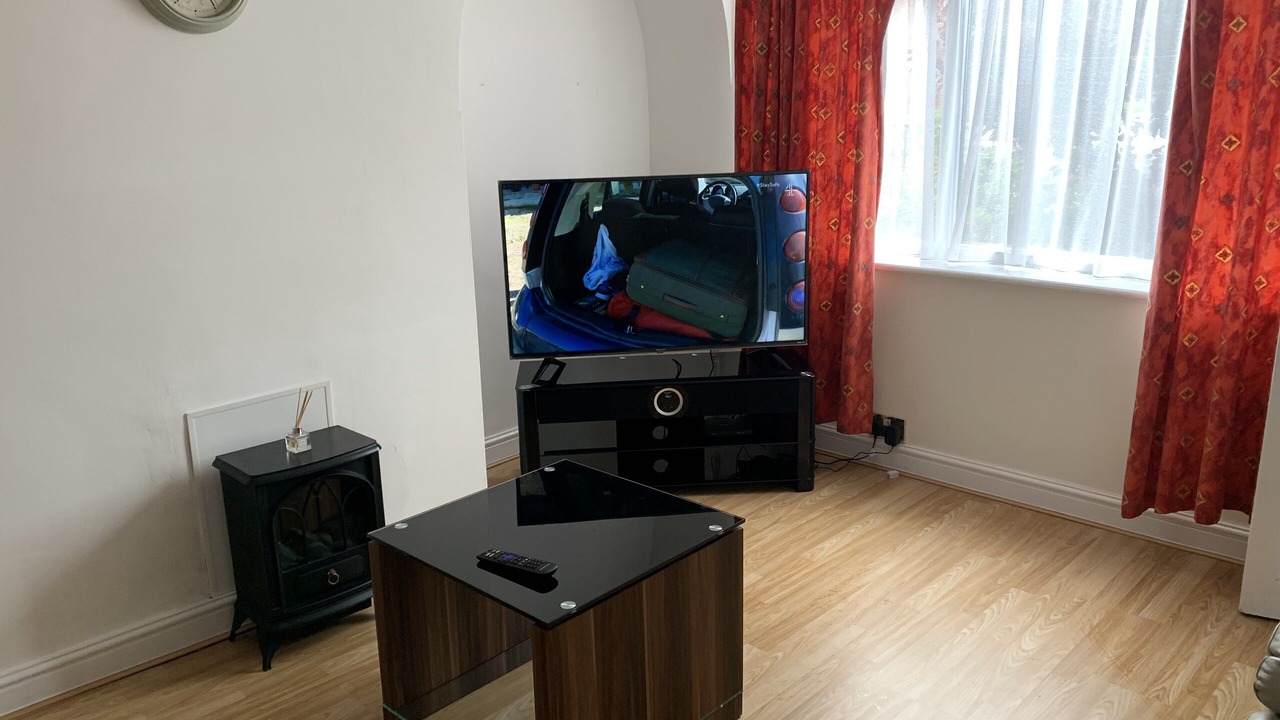 Photo of Others in Leigh