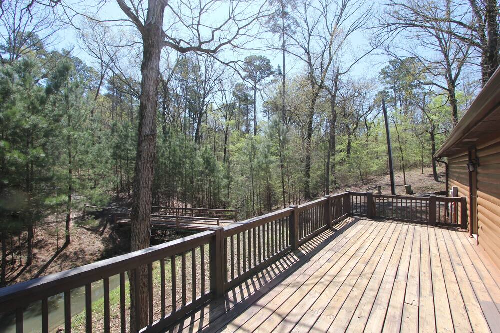 Photo of Patio Balcony in Whispering Hills