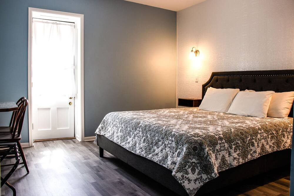 Photo of Bedroom in Lanesboro