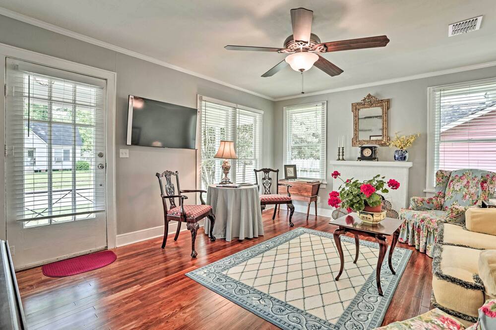 Photo of Bedroom in Broadmoor