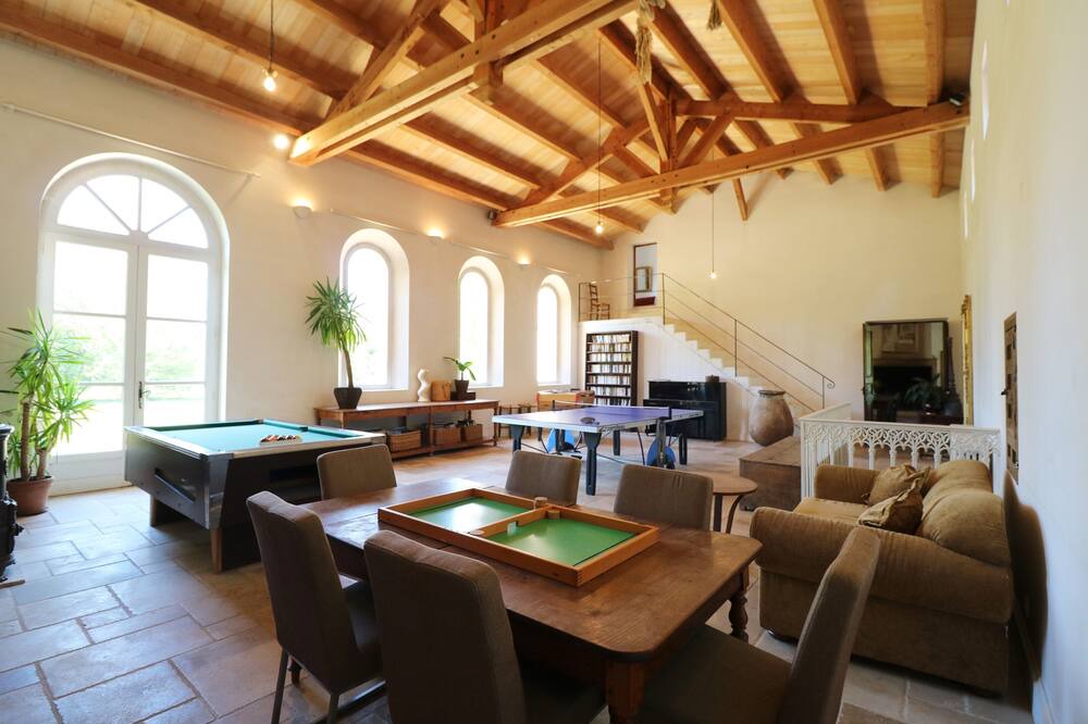 Photo of Livingroom in Mazeyrolles