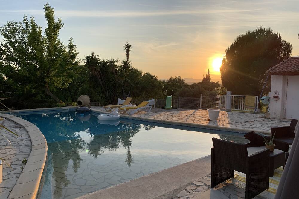 Photo of Outdoor in Thezan-les-Beziers
