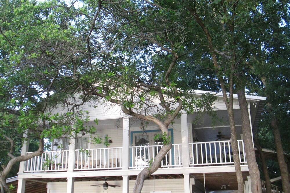 Photo of Outdoor in Belton