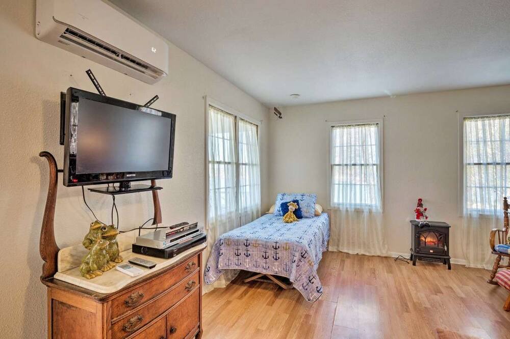 Photo of Bedroom in Belton