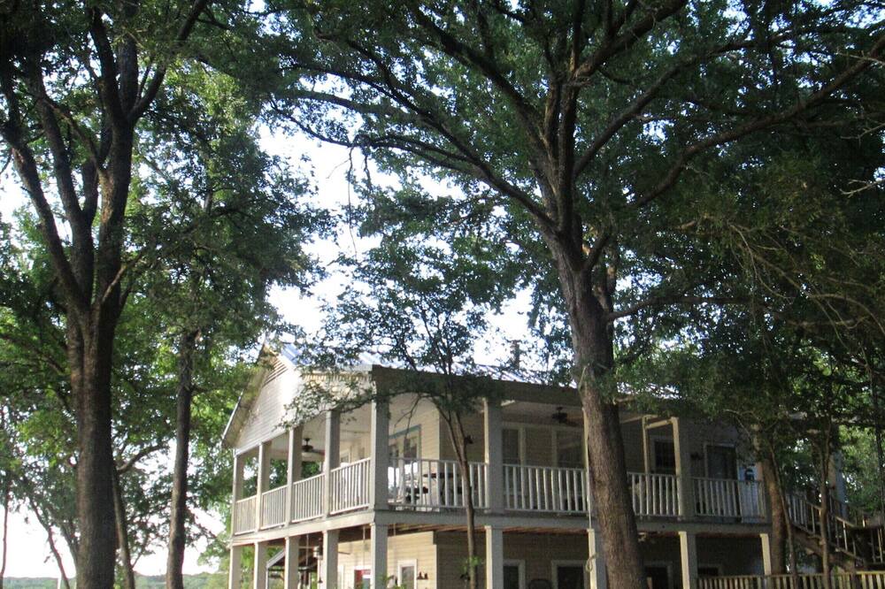 Photo of Outdoor in Belton