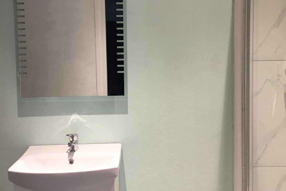 Photo of Bathroom in Le Donjon