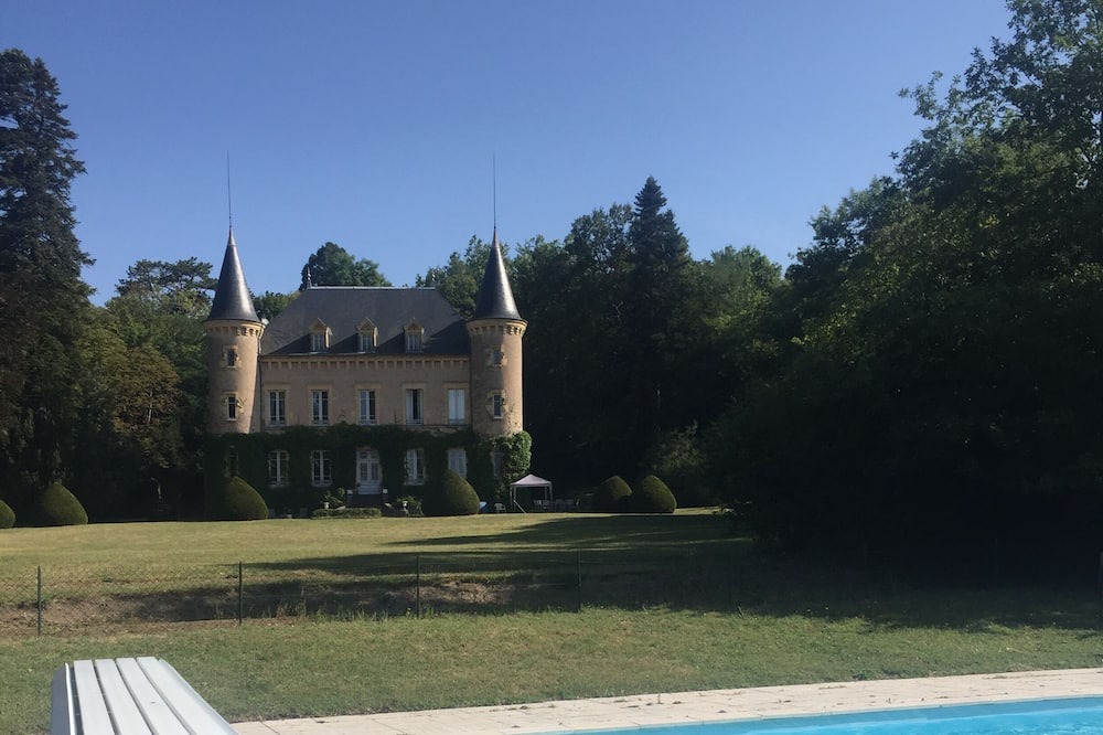 Photo of Outdoor in Le Donjon