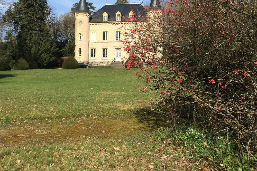 Photo of Outdoor in Le Donjon