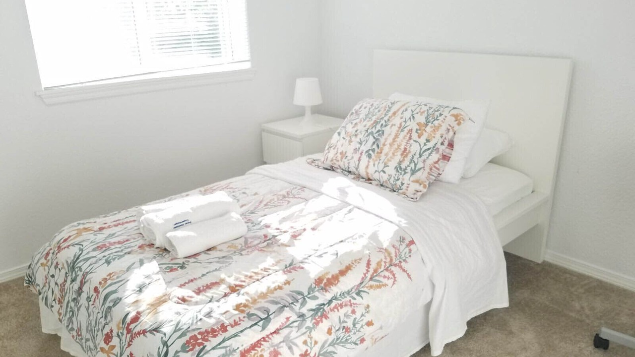 Photo of Others in Education Hill