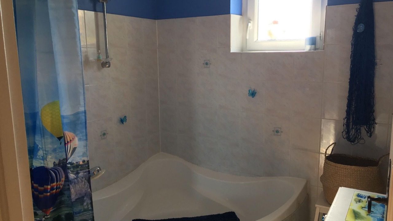 Photo of Bathroom in Saint-Laurent-de-Terregatte
