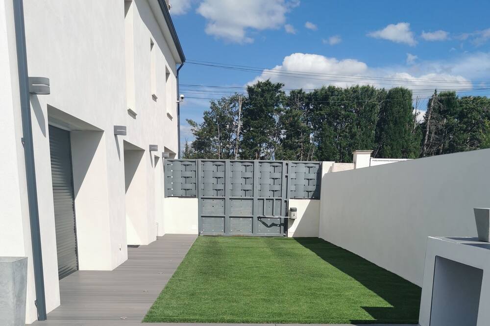 Photo of Outdoor in Paulhan