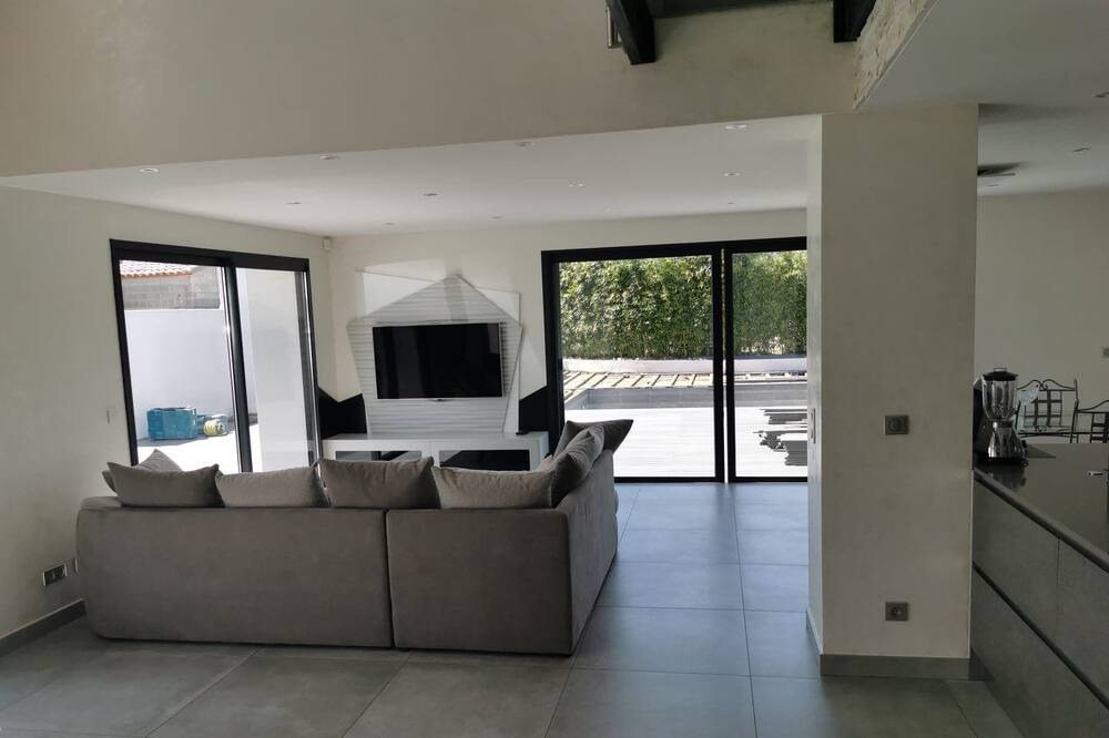 Photo of Livingroom in Paulhan