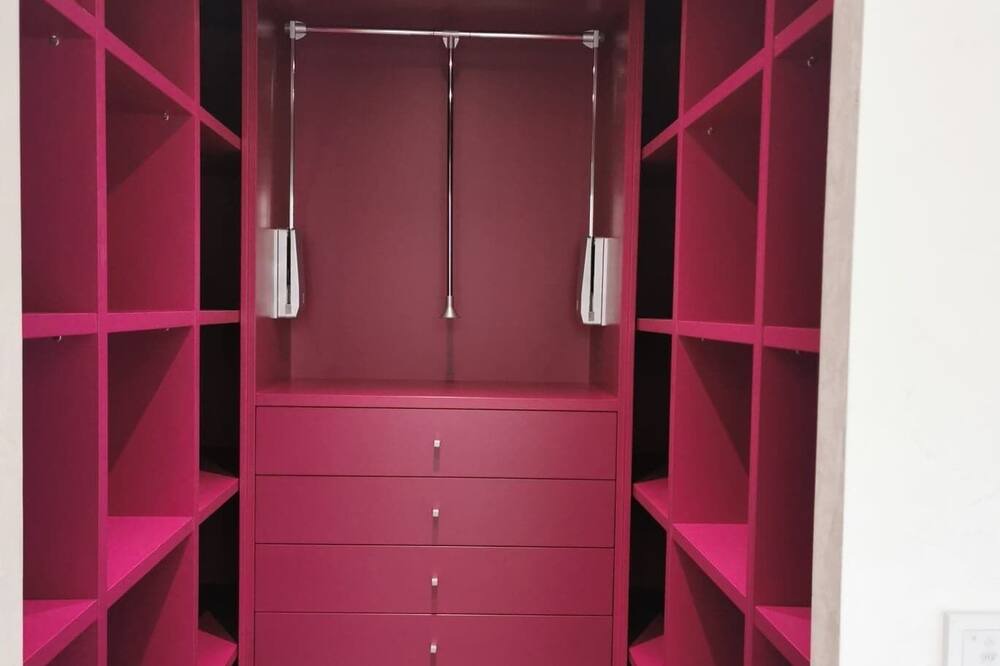 Photo of Bedroom in Paulhan