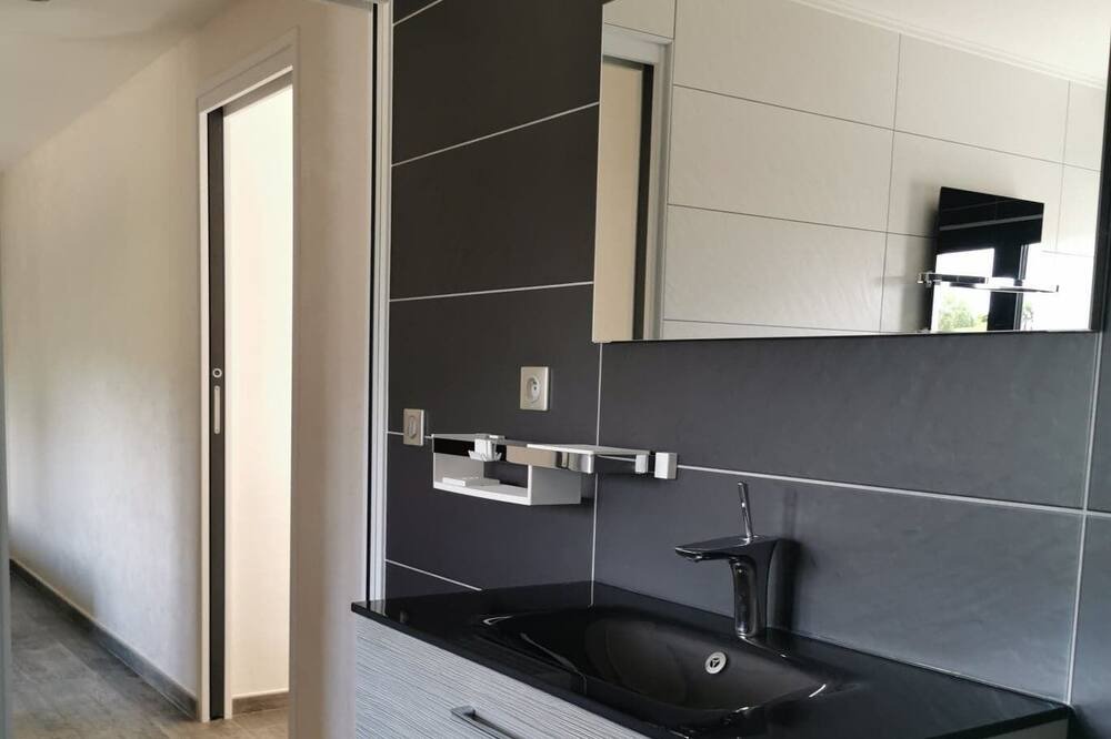 Photo of Kitchen in Paulhan