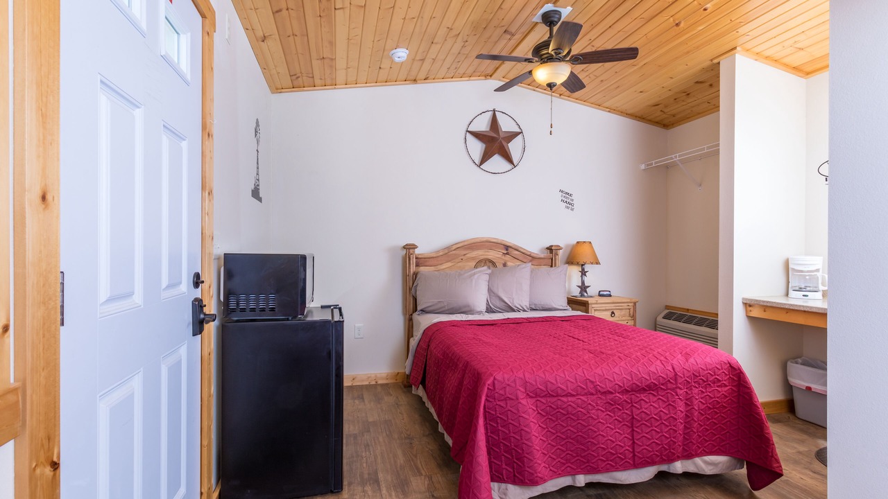 Photo of Bedroom in Midland