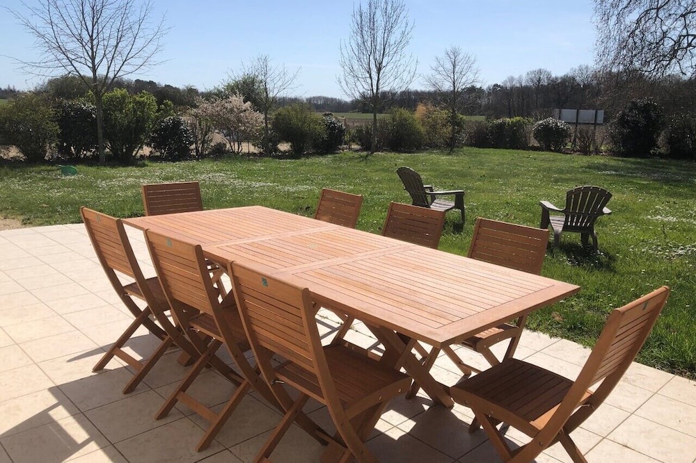 Photo of Others in Thure