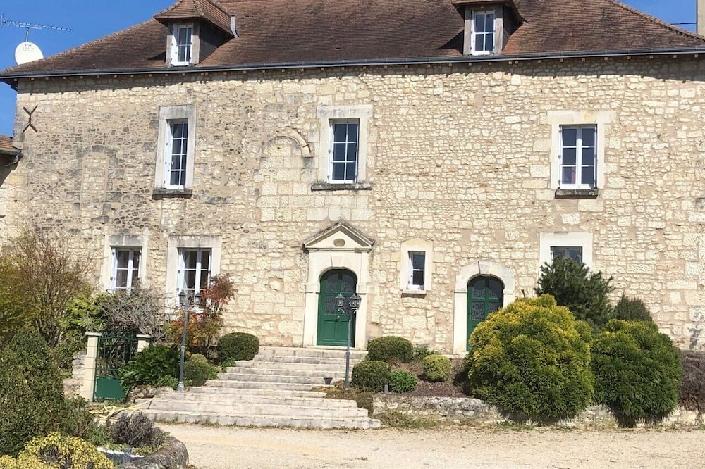 Photo of Outdoor in Thure