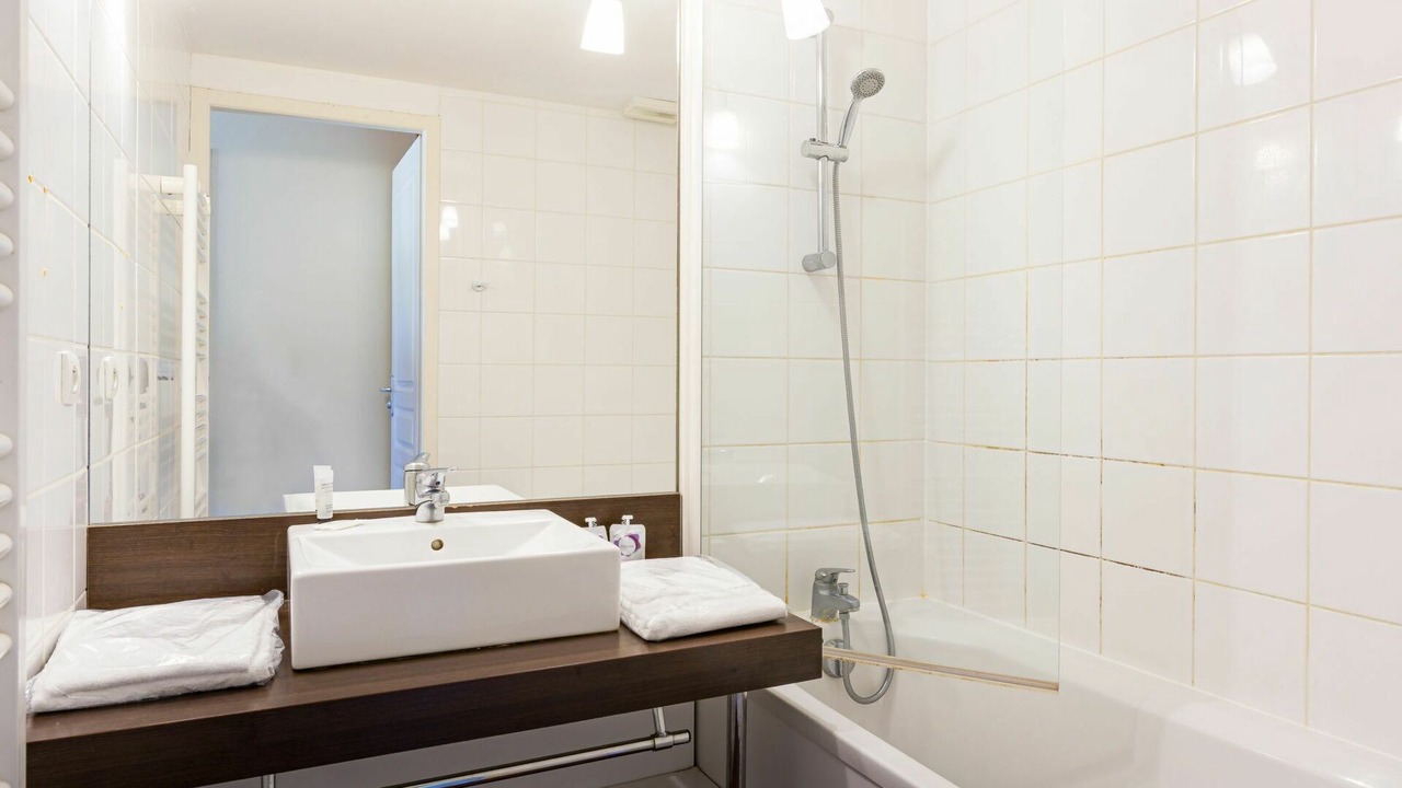 Photo of Bathroom in Chaveignes