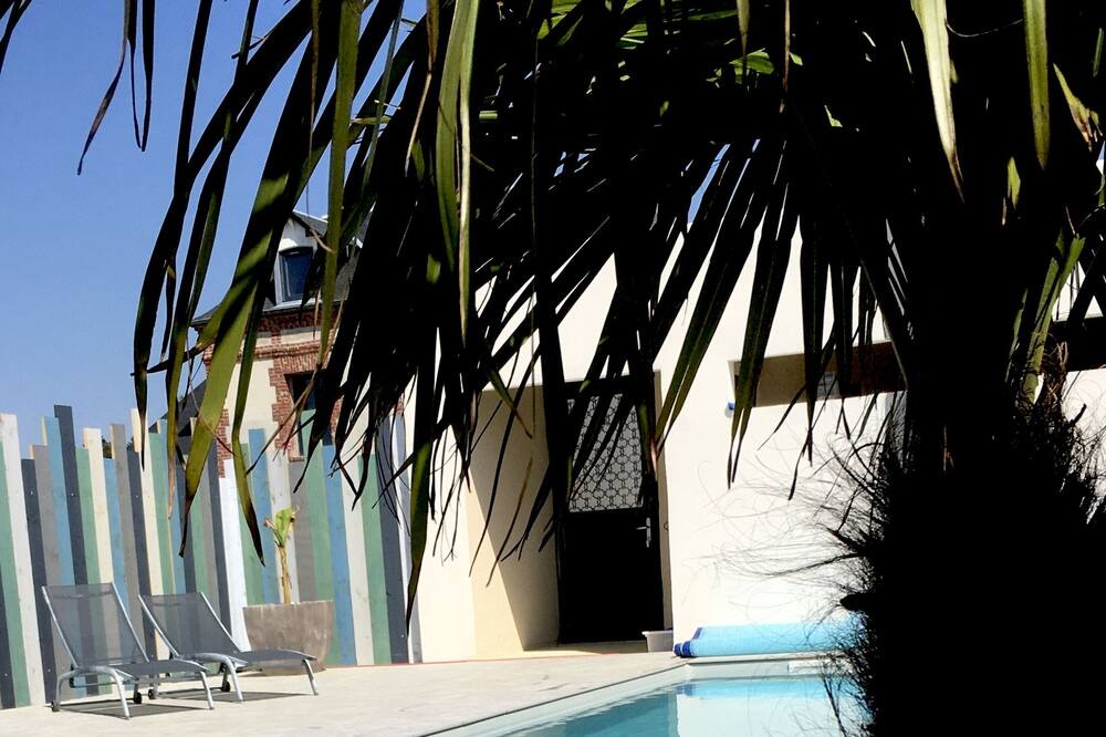 Photo of Outdoor in Ablon