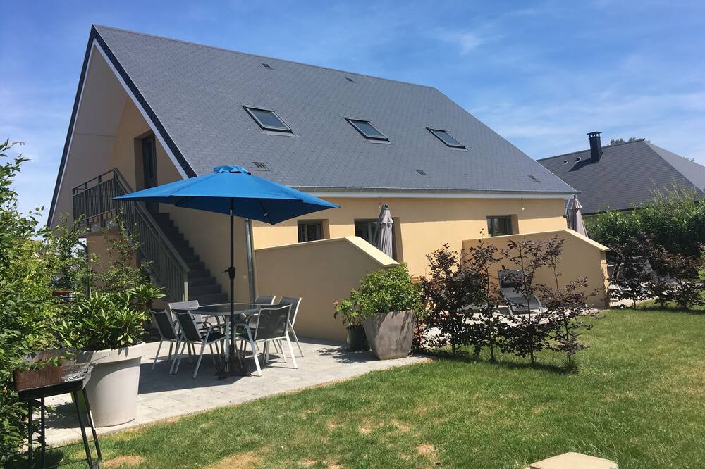 Photo of Outdoor in Ablon